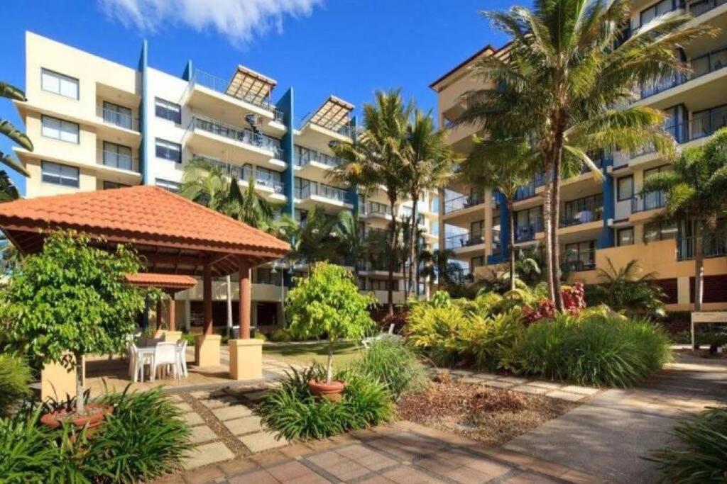 Alexandra Headland Resort With Stylish Stays Exterior foto